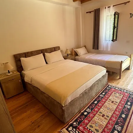 Magic Space Petros Skafias 泰斯