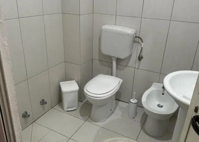 Magic Space Petros Skafias בית הארחה