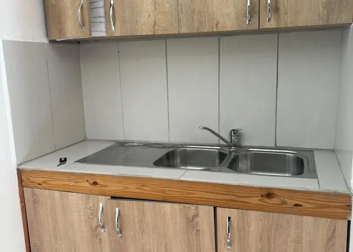 בית הארחה Magic Space Petros Skafias 4*