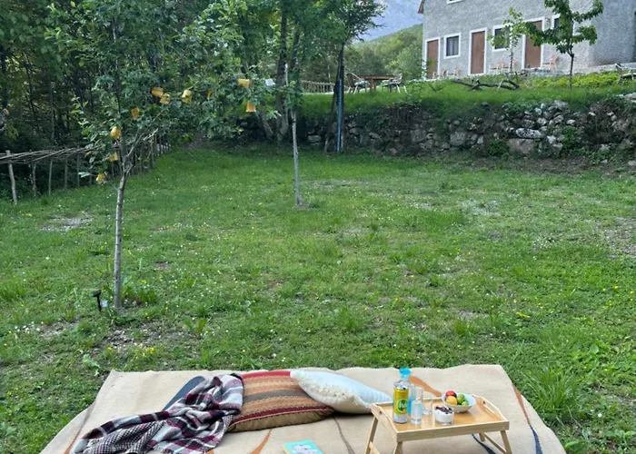 Magic Space Petros Skafias בית הארחה 4*